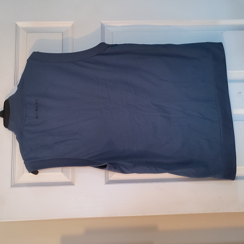 Oakley Performance Vest - image 2